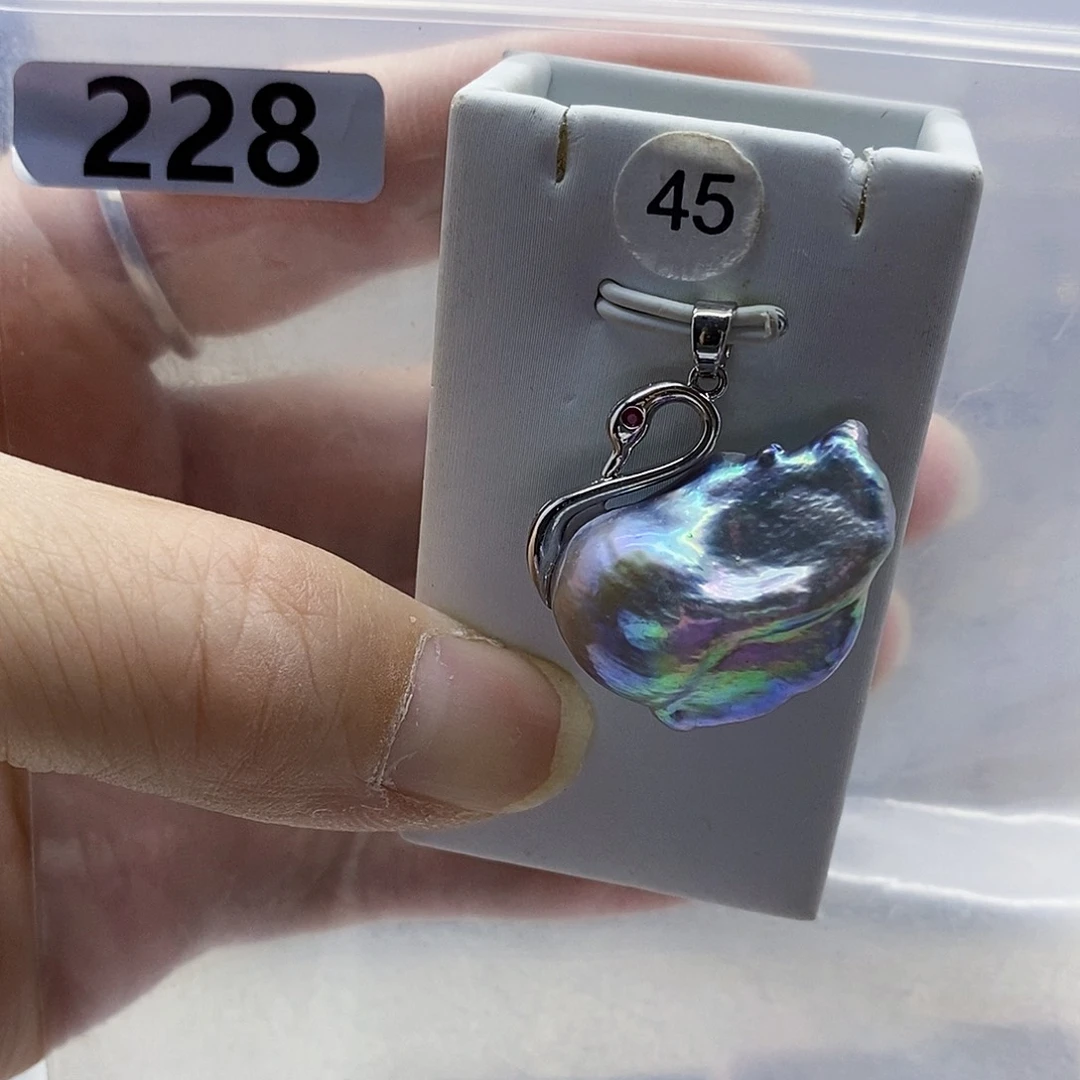 颈饰合金淡水珍珠