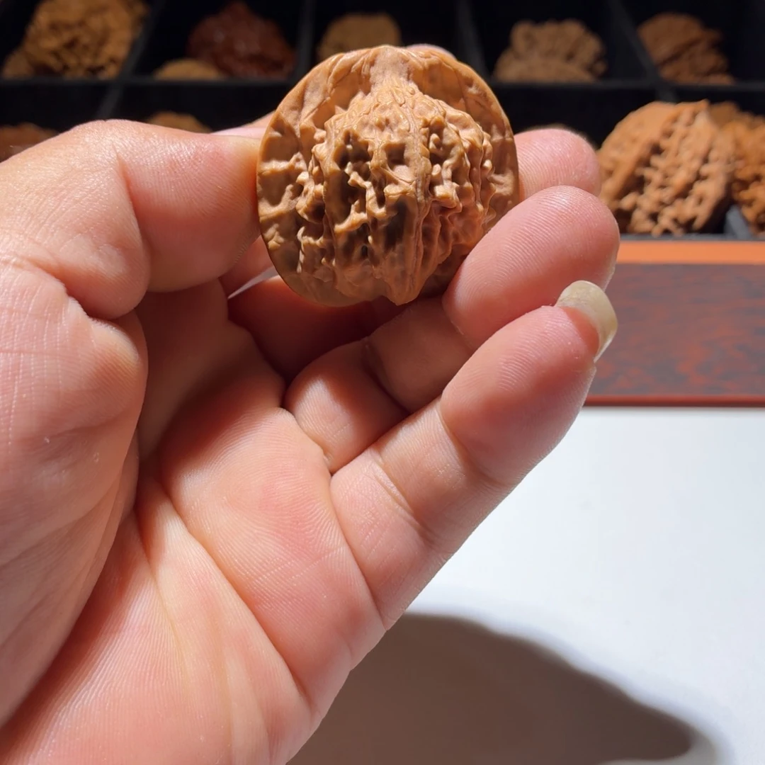文玩核桃把件天地