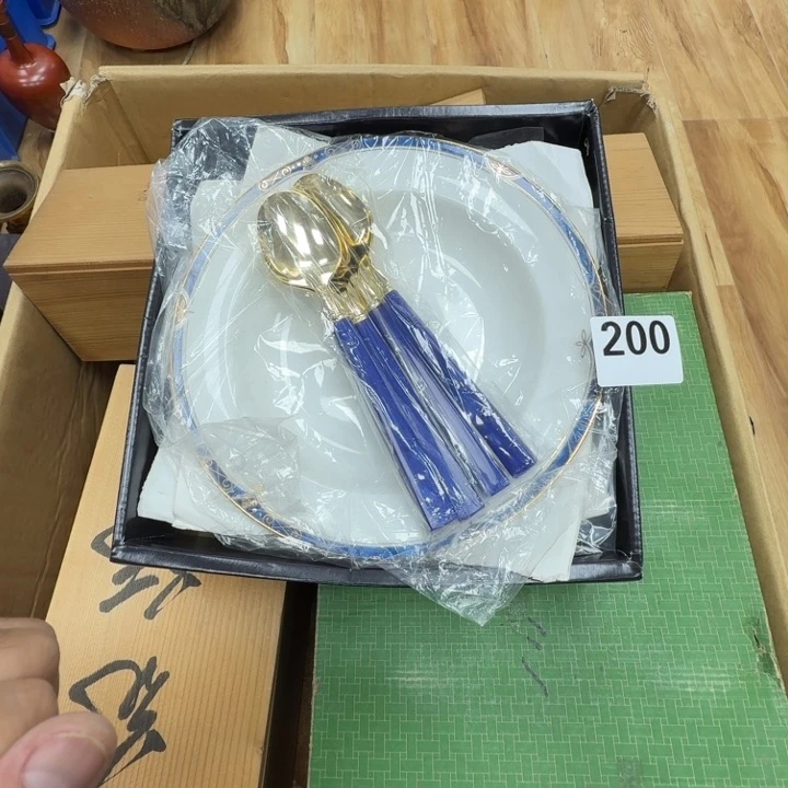 瓷片工艺品摆件瓷器摆件正能量