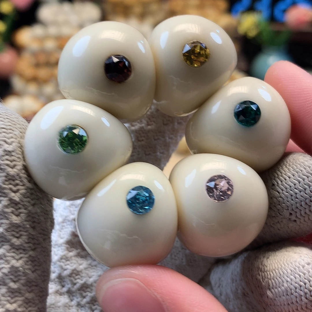 吊坠菩提根/象牙果白山竹镶嵌