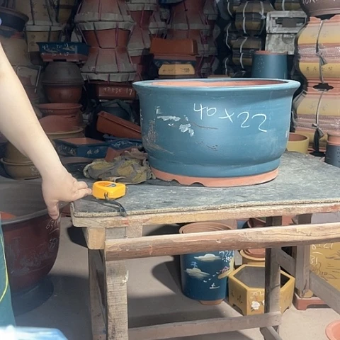紫砂花盆金钟盆蓝色一个