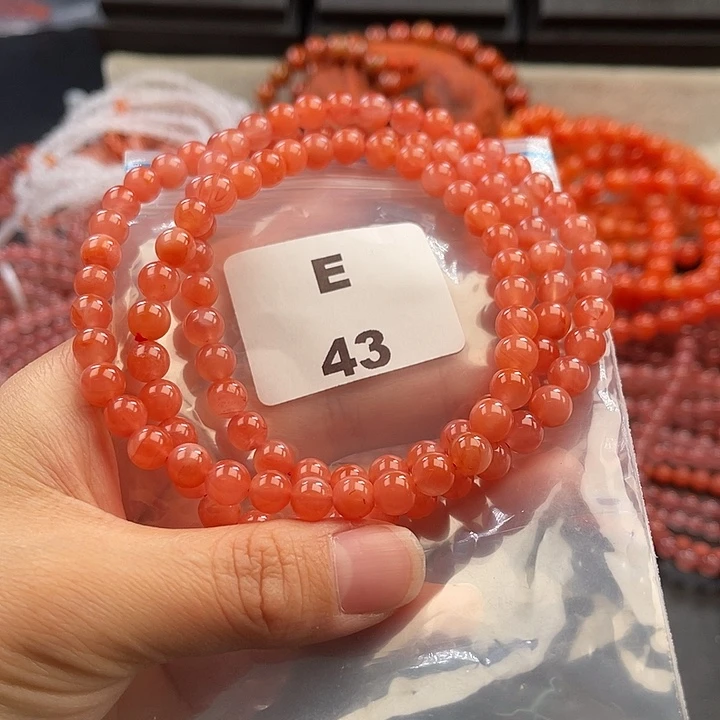 南红玛瑙未镶嵌多样性发货默认微瑕称重7mm