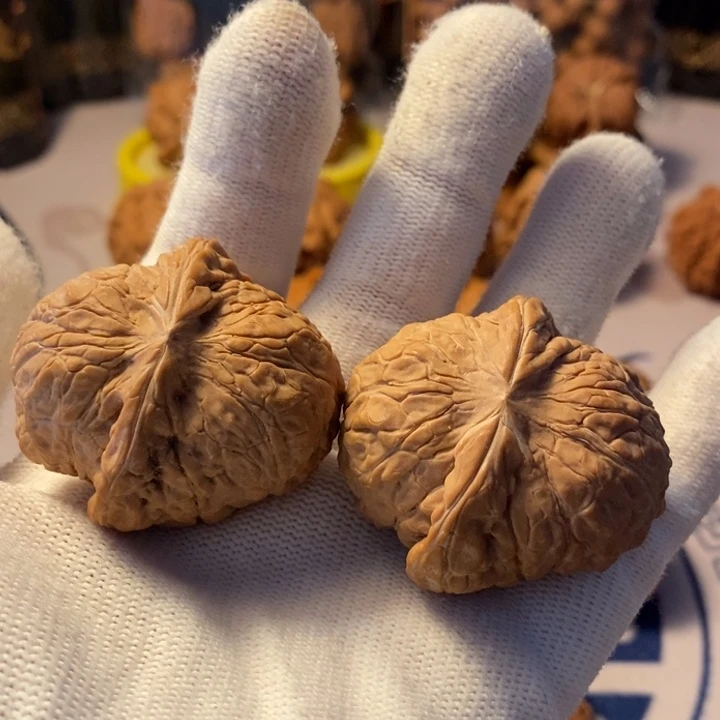 吊坠文玩核桃顺丰耳南瓜墩
