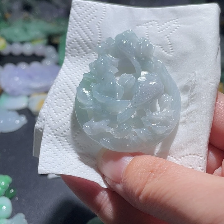 颈饰未镶嵌翡翠天