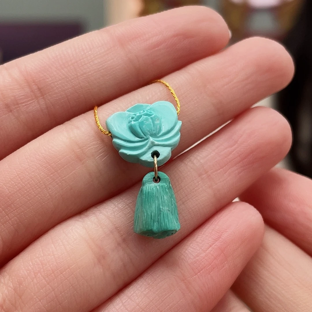 绿松石颈饰未镶嵌