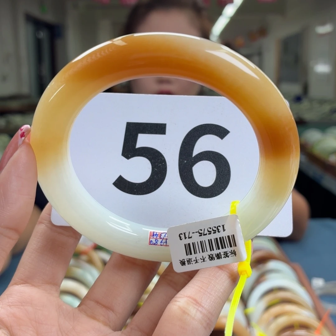 未镶嵌手镯和田玉浅**吟