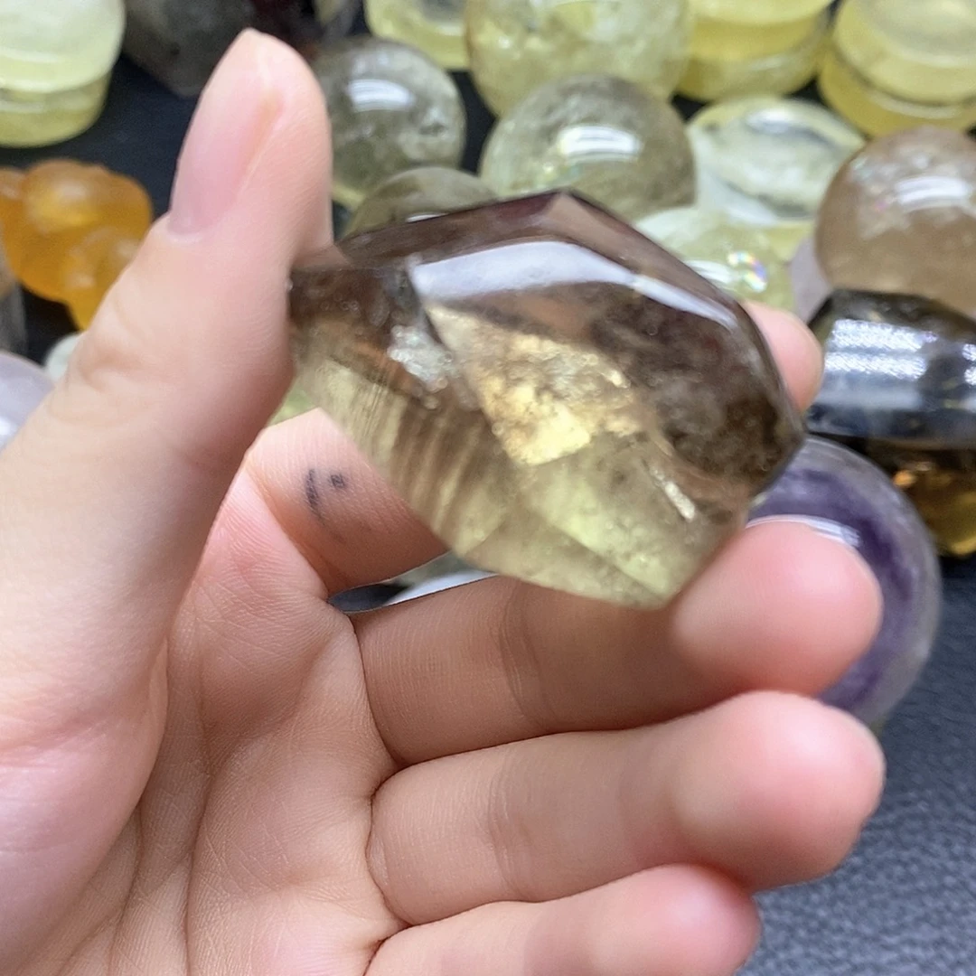 未镶嵌珠宝半成品水晶160水晶石