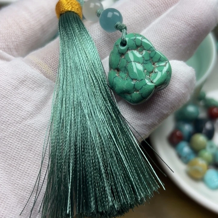 未镶嵌绿松石珠宝奇石