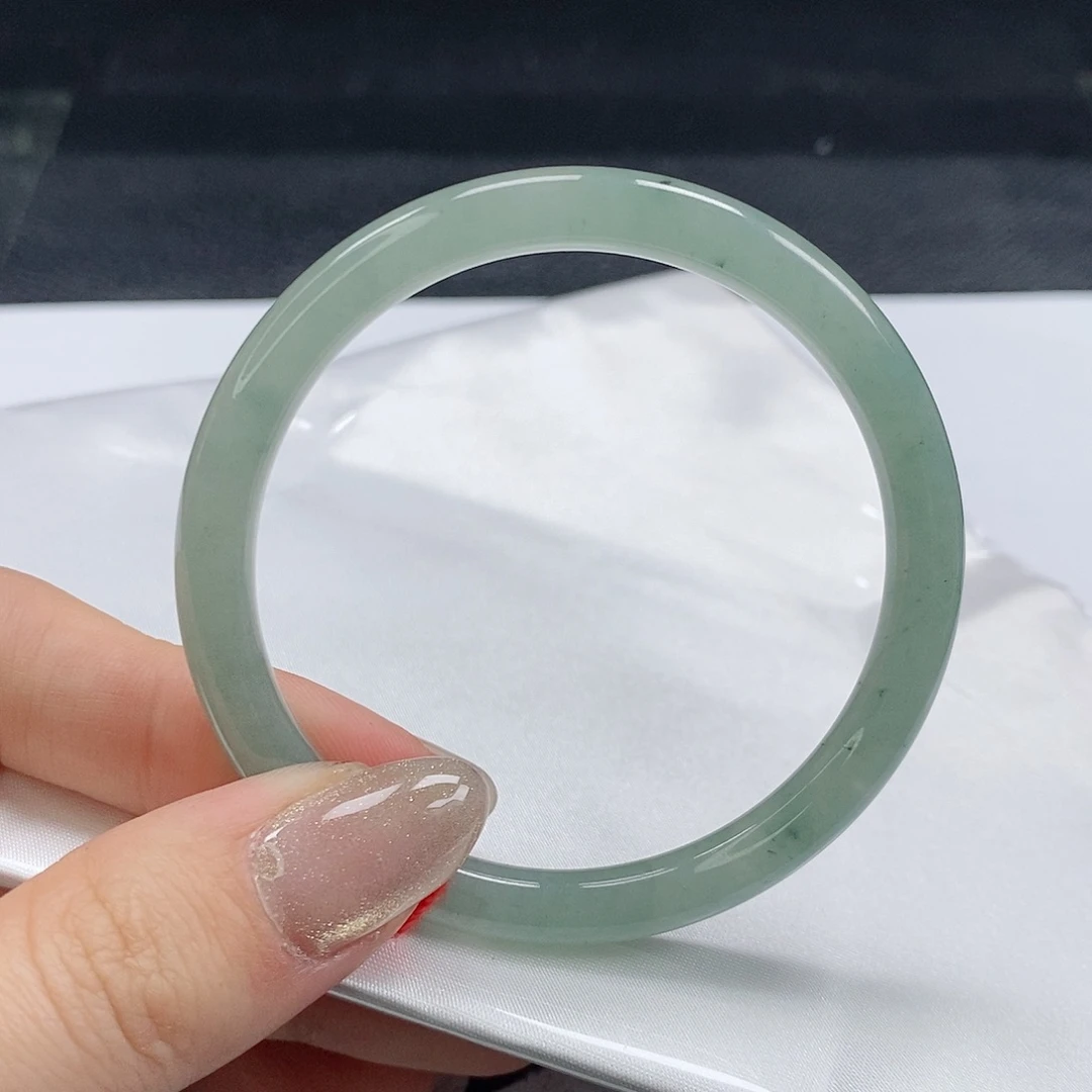 【闪购商品】翡翠手镯（圆镯）未镶嵌327号