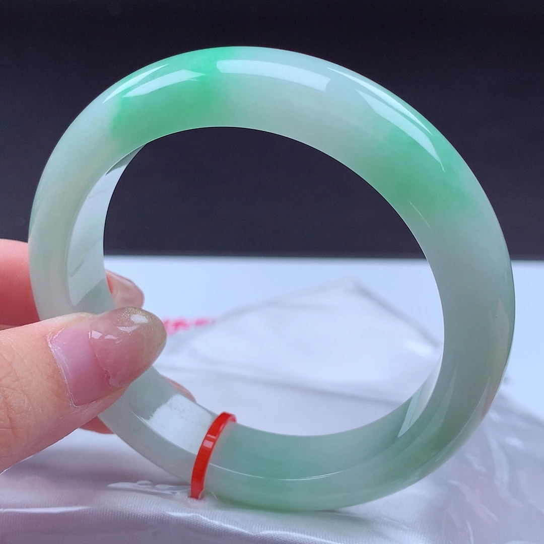 翡翠未镶嵌手镯001808 手镯