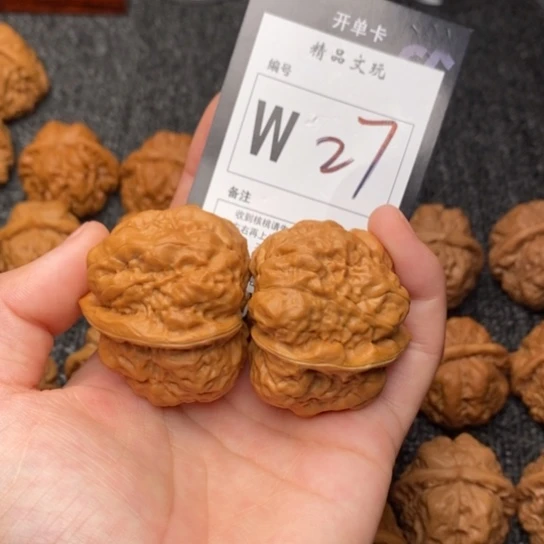 吊坠桃核あ我是第一百40