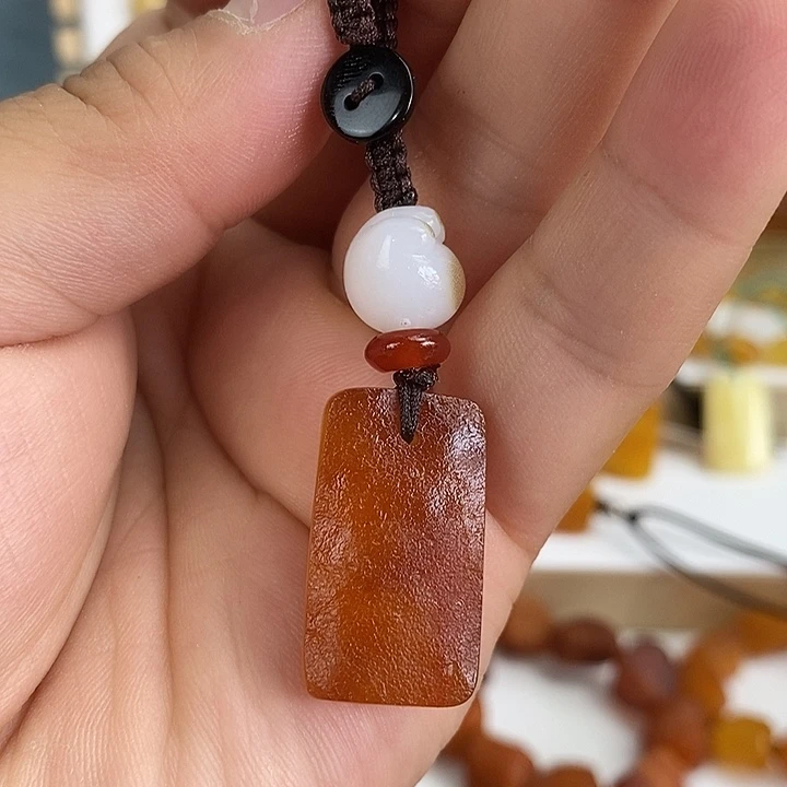 未镶嵌蜜蜡裸石吊坠4