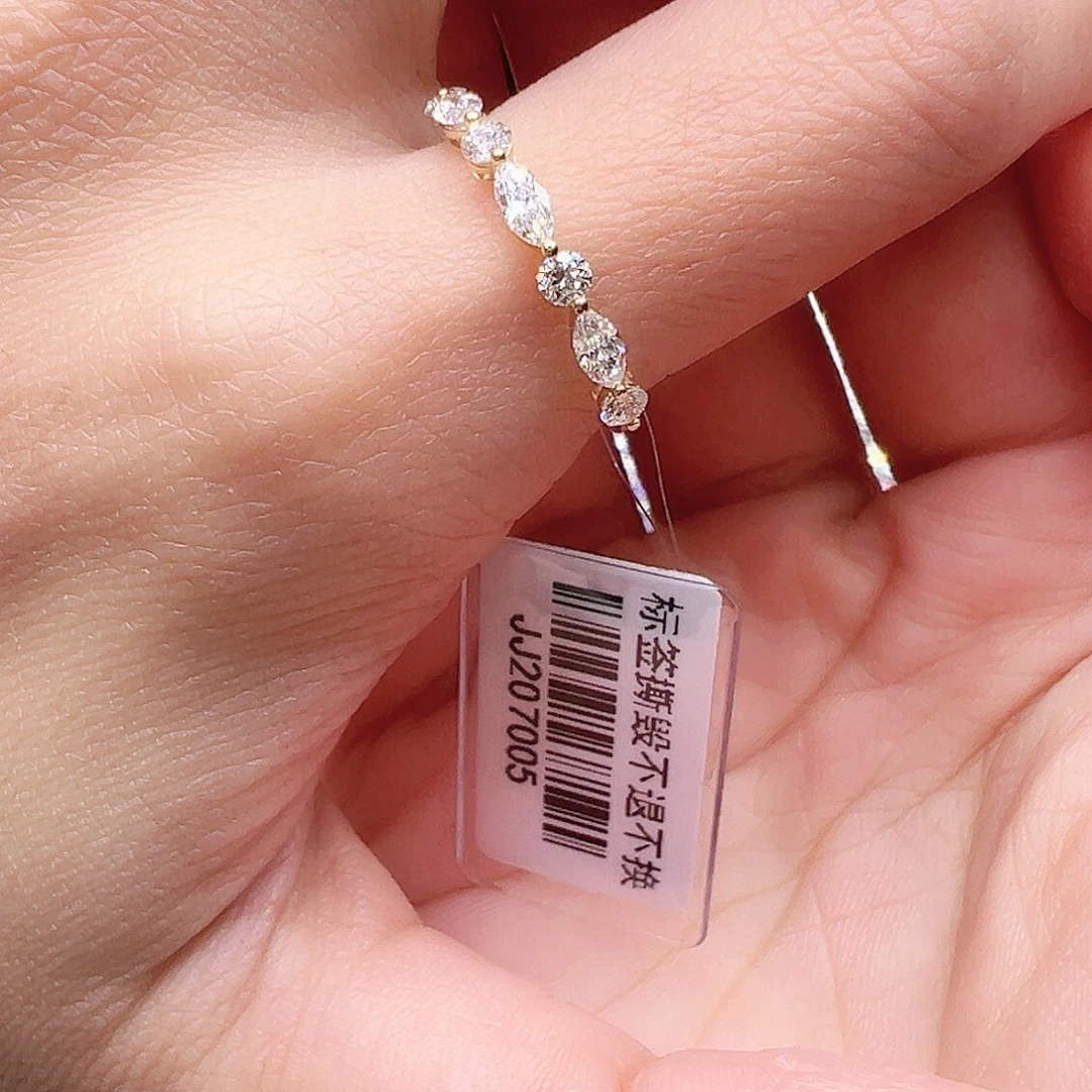 18K金镶嵌实验室培育钻石0.598ct K黄马眼形排戒15号圈口