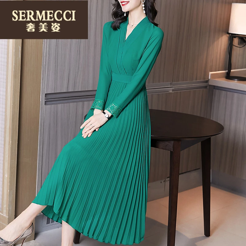 奢美姿新款2025春秋法式轻熟风复古v领收腰百褶长裙连衣裙