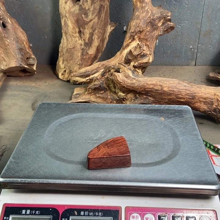 甲***霖黄花梨/降香黄檀海南黄花梨