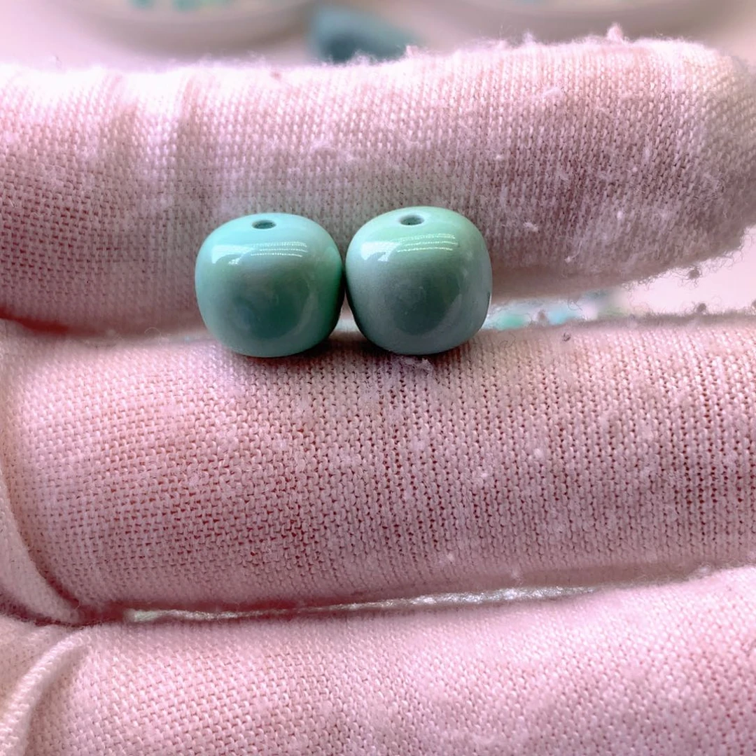 绿松石未镶嵌挂件直径9.6mm