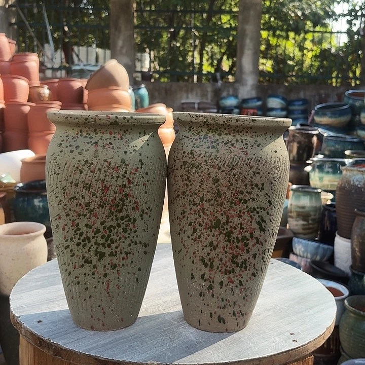 口14高25瑕疵两个盆子。