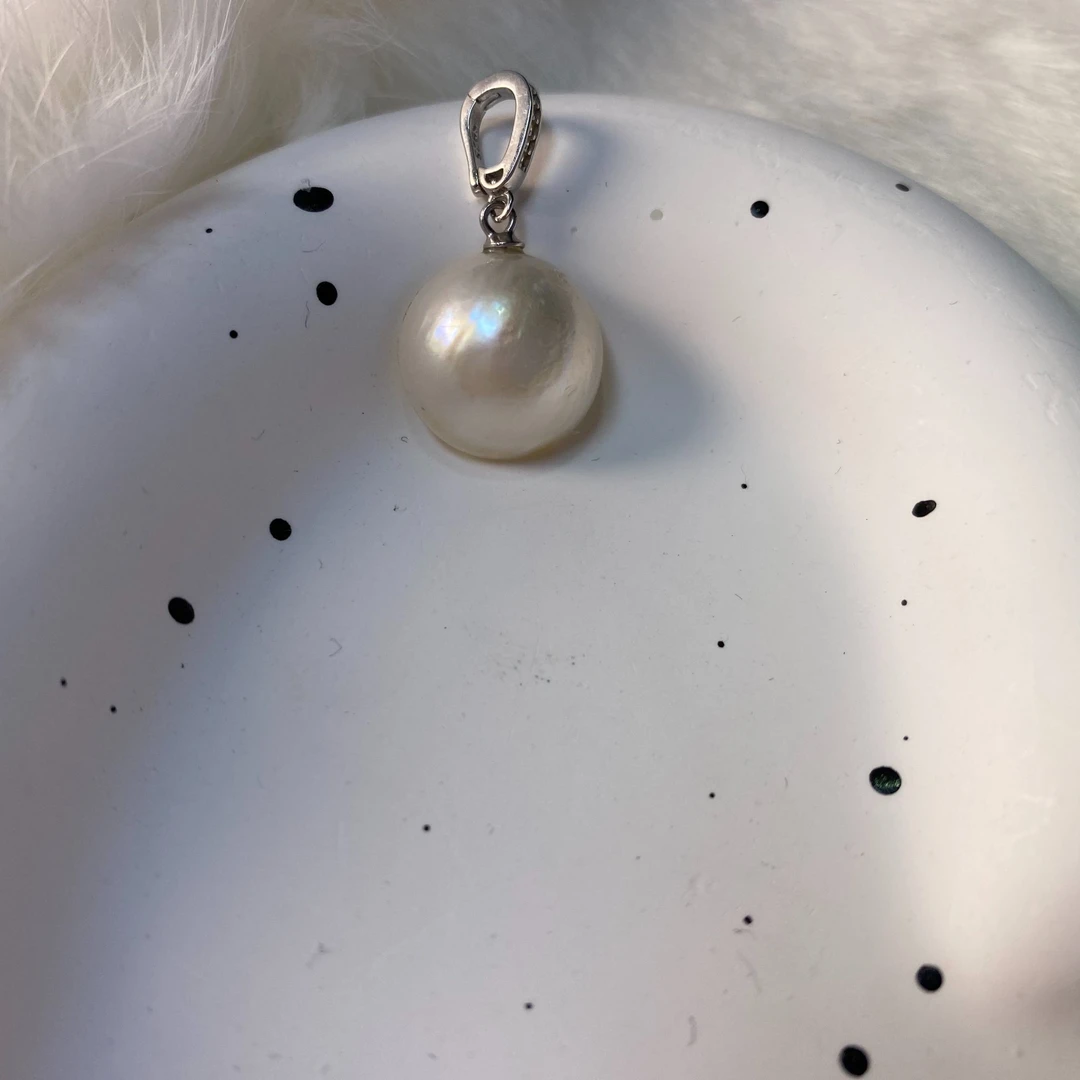 海水马贝珍珠吊坠