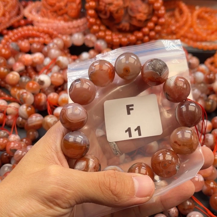 南红玛瑙未镶嵌多样性发货默认微瑕称重18mm