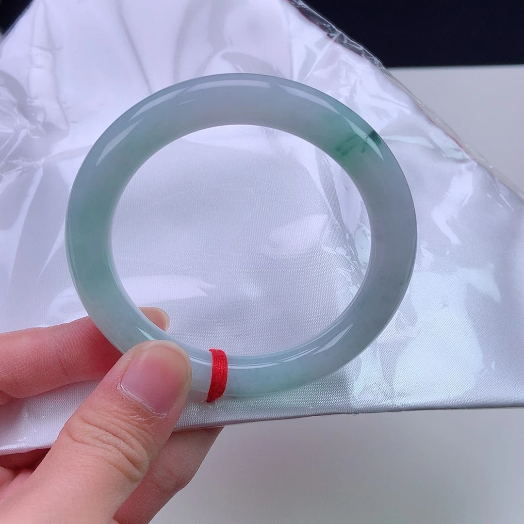 翡翠手镯未镶嵌55圆条