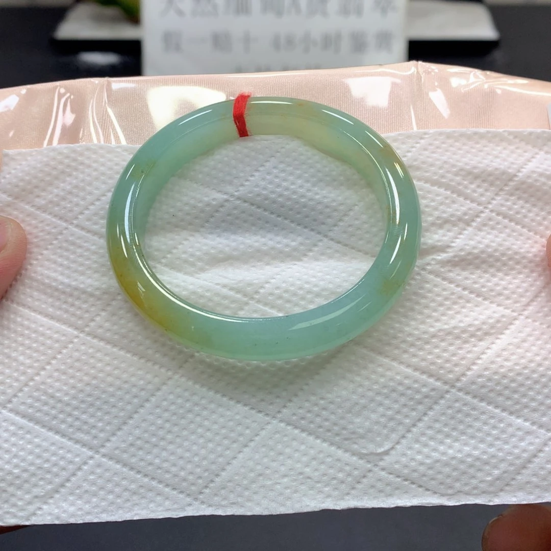 翡翠手镯（贵妃镯）未镶嵌翡翠（53贵妃）桂花糕