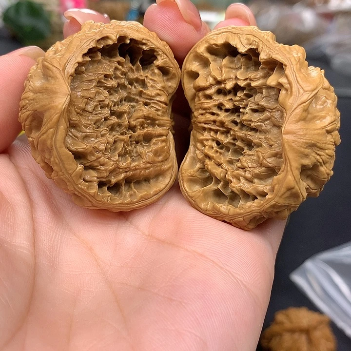 文玩核桃把件42聚宝盆