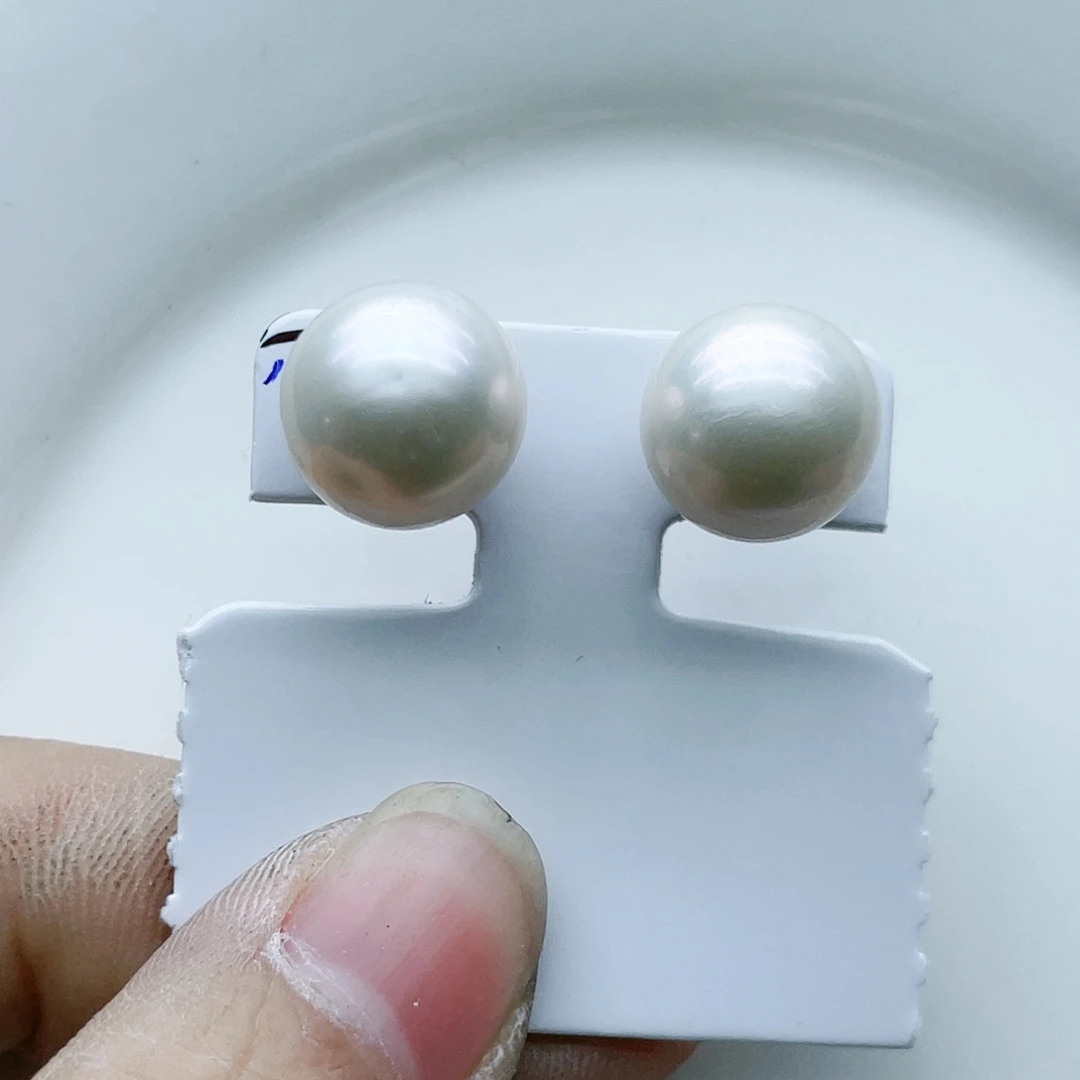 淡水珍珠颈饰钛钢