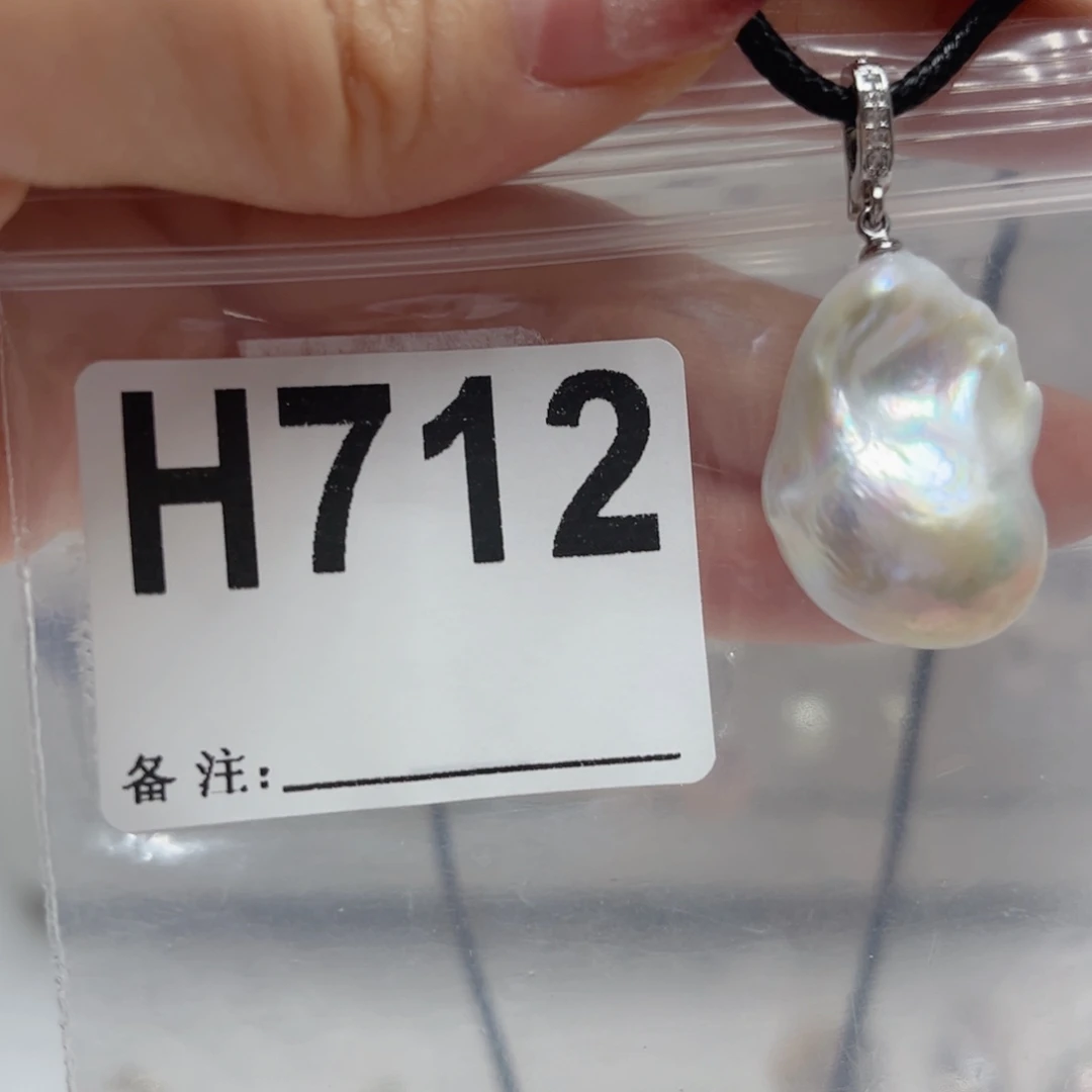 未镶嵌颈饰淡水珍珠