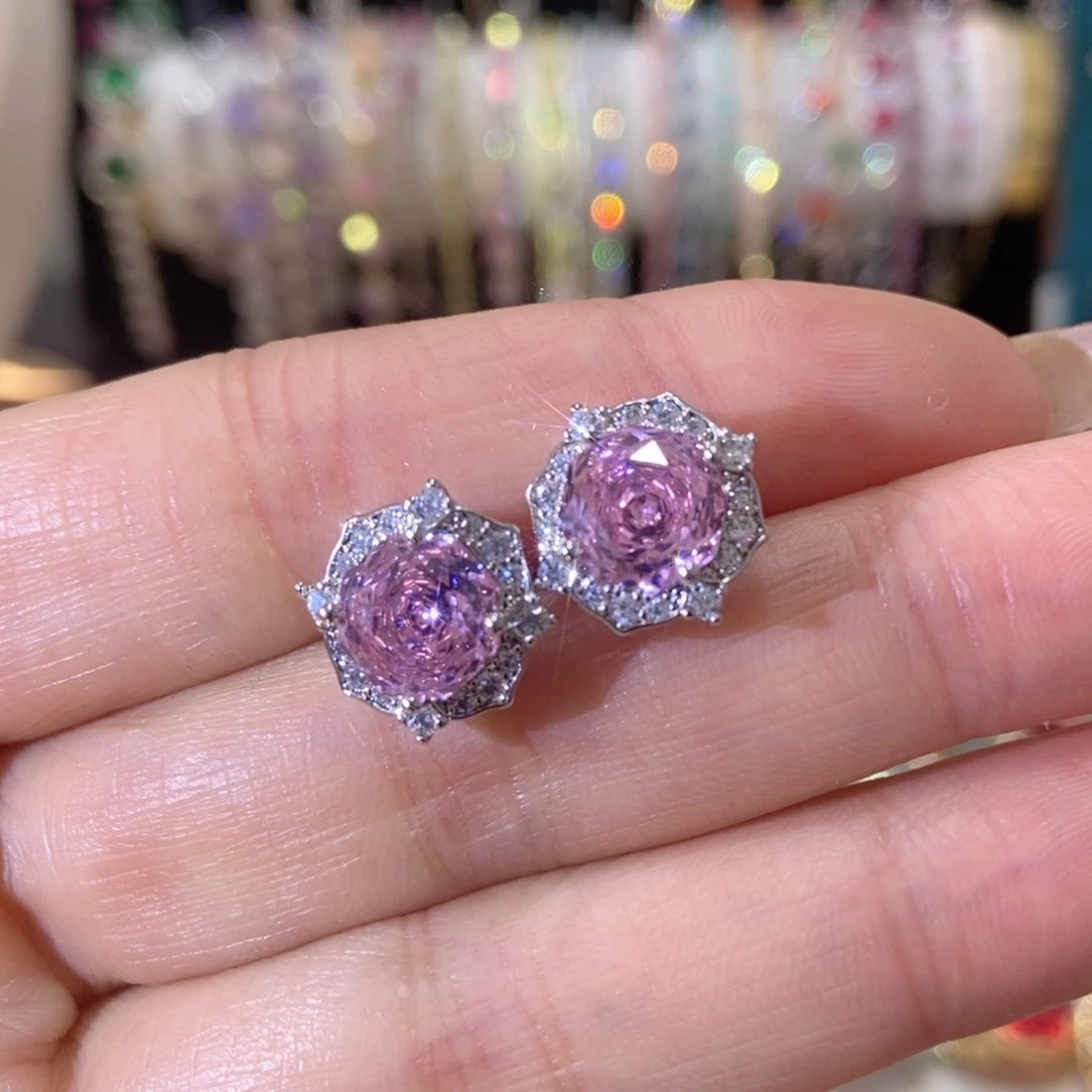 66锆石（处理）耳钉