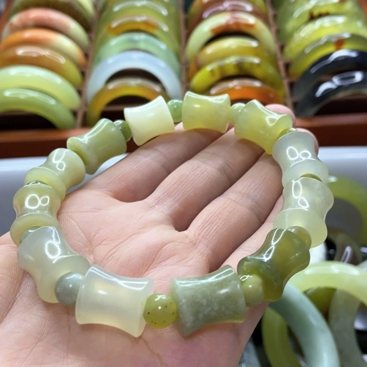 未镶嵌蛇纹石玉手镯