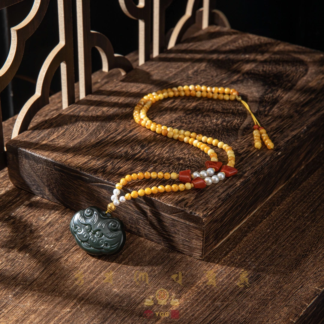 【CrazyFriday】活动定制·18K金/和田玉塔青守护兽面项链（多样性发）