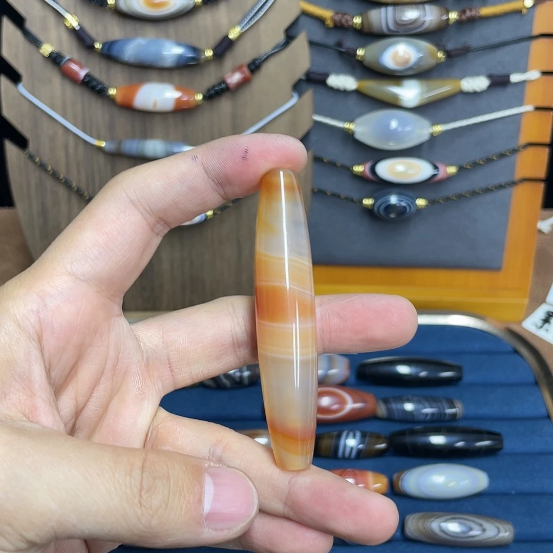 刘***棋玛瑙/玉髓合金颈饰