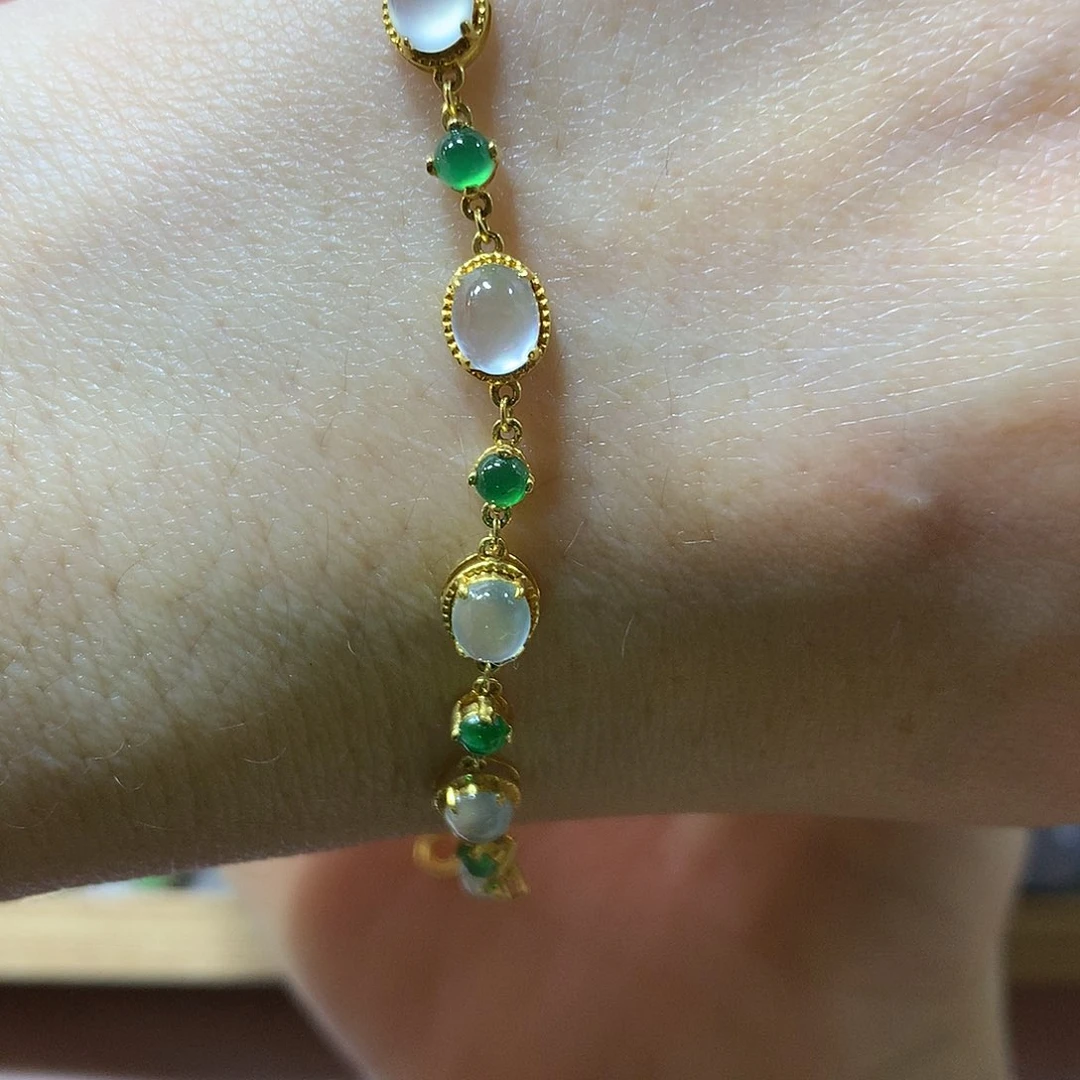 吊坠(不含链)18K金镶嵌翡翠