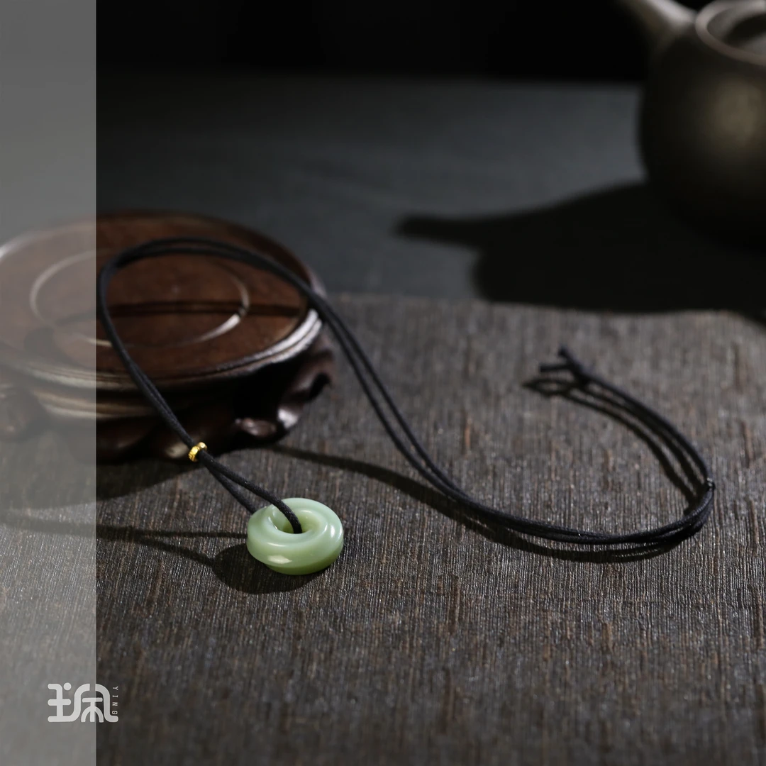 扭扭圈|和田玉*项链*18K金镶嵌XYB25041136多样性发其一
