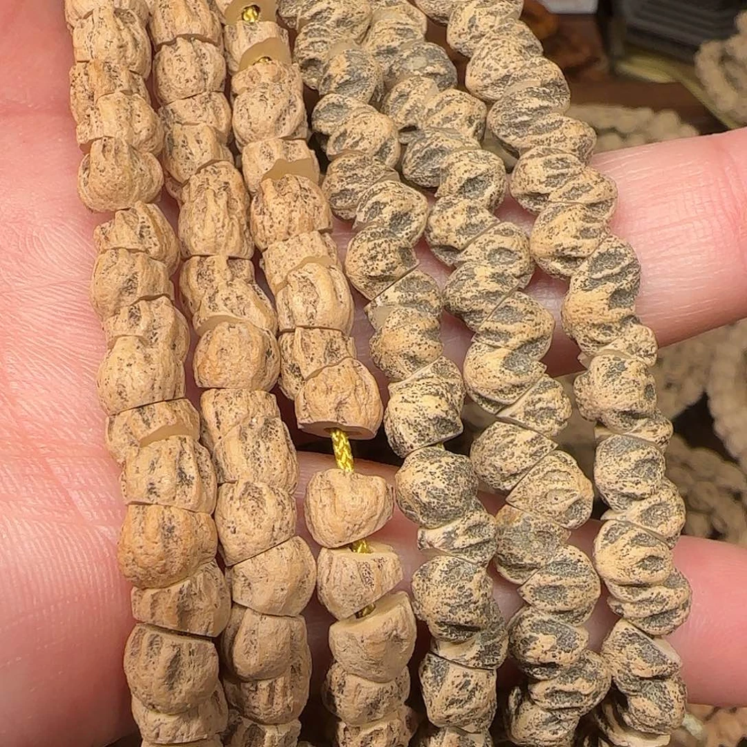 柏香籽/百香籽吊坠k****.