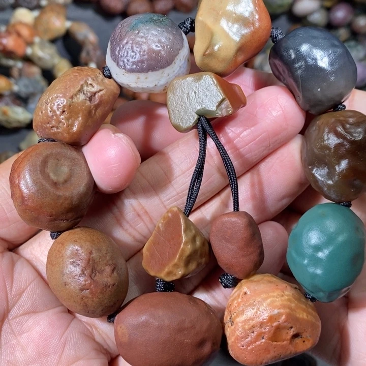 未镶嵌玛瑙/玉髓珠宝奇石