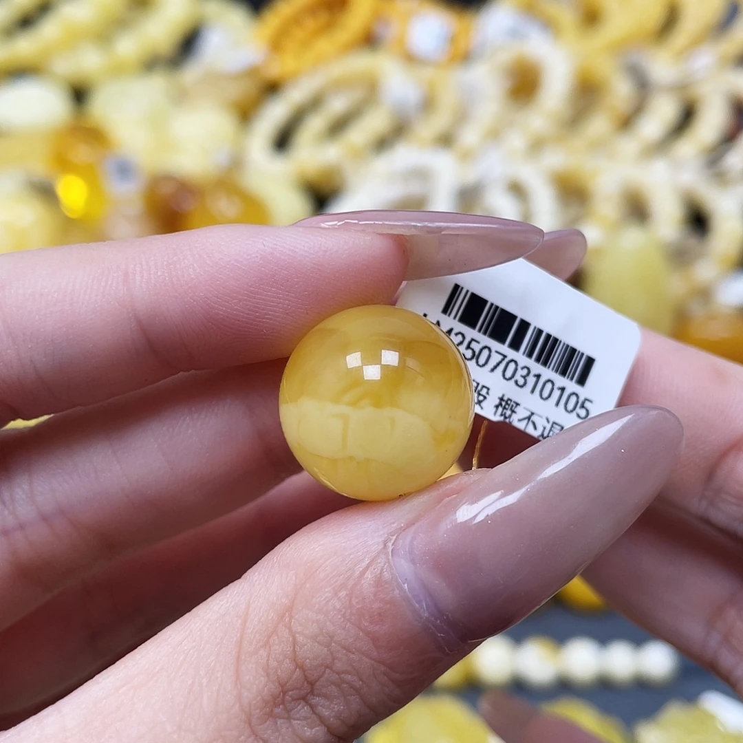 琥珀未镶嵌裸石17.3mm妖花溏心蛋圆珠 花粉瑕