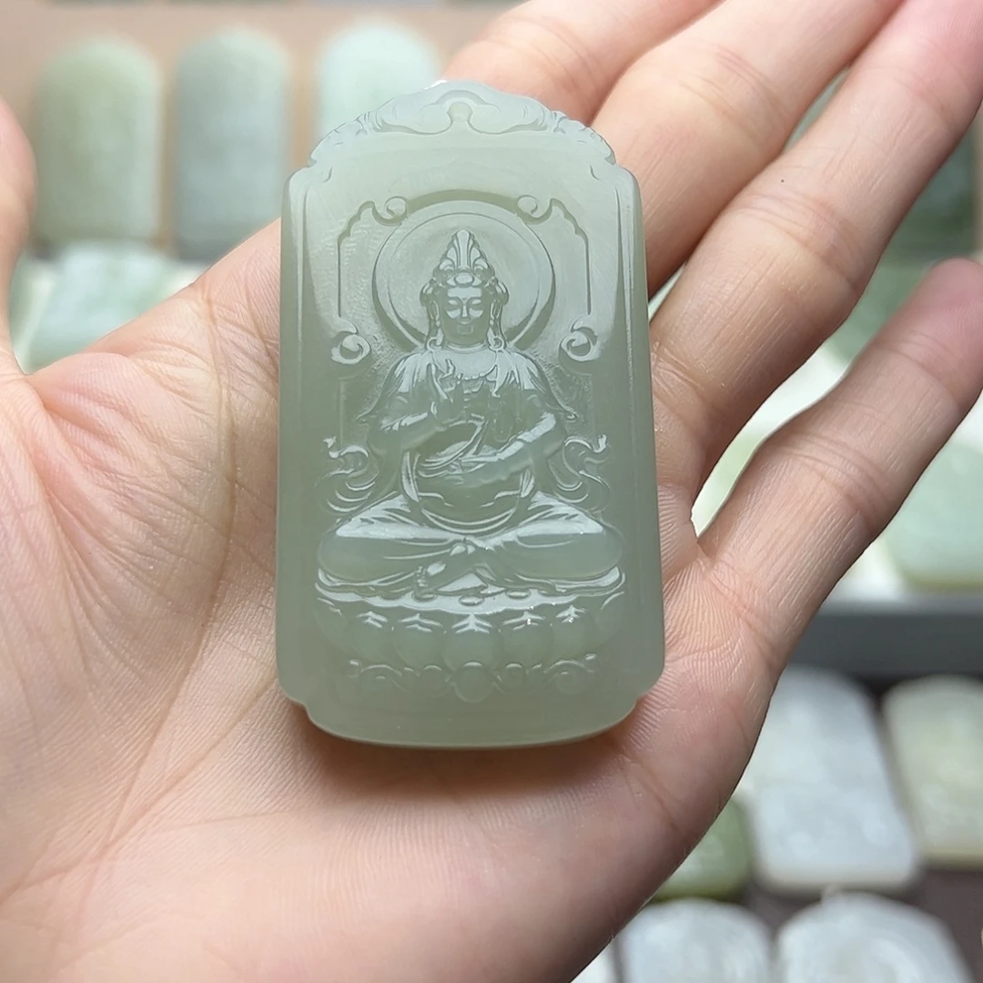 *****颈饰未镶嵌和田玉