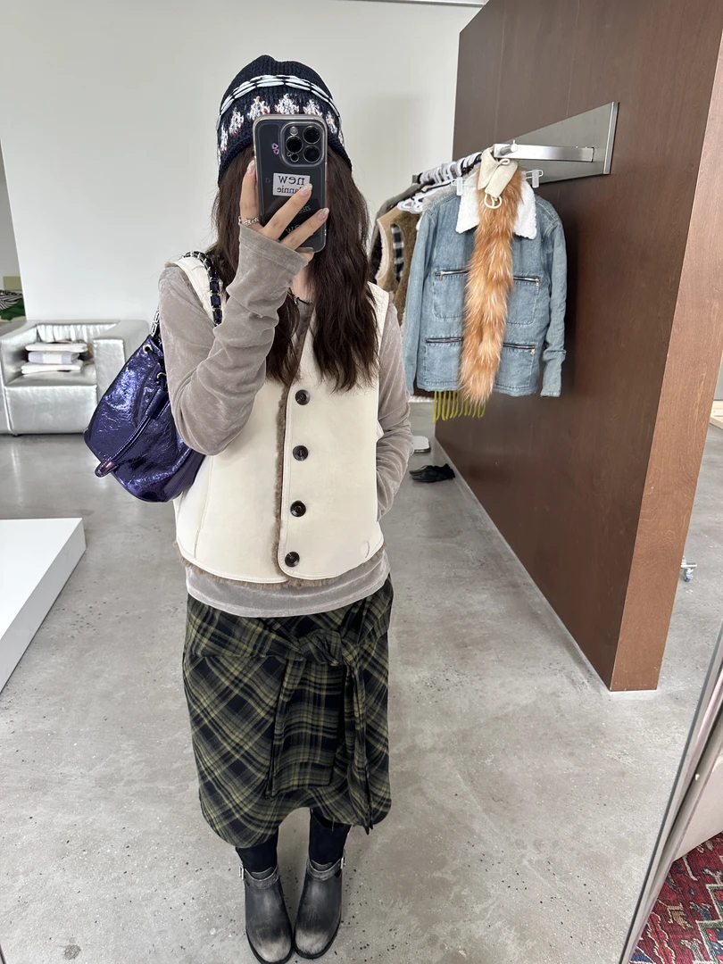 「ZDY」30798#Ins博主复古灰米色内里毛毛马甲