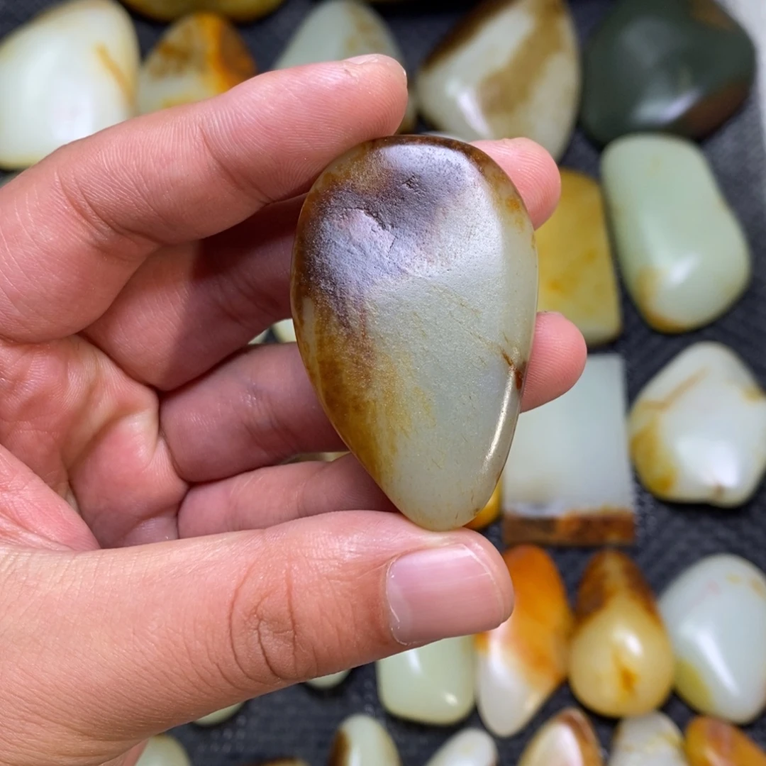 三***无定制和田玉未镶嵌和田玉