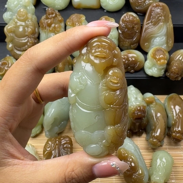 未镶嵌和田玉挂件