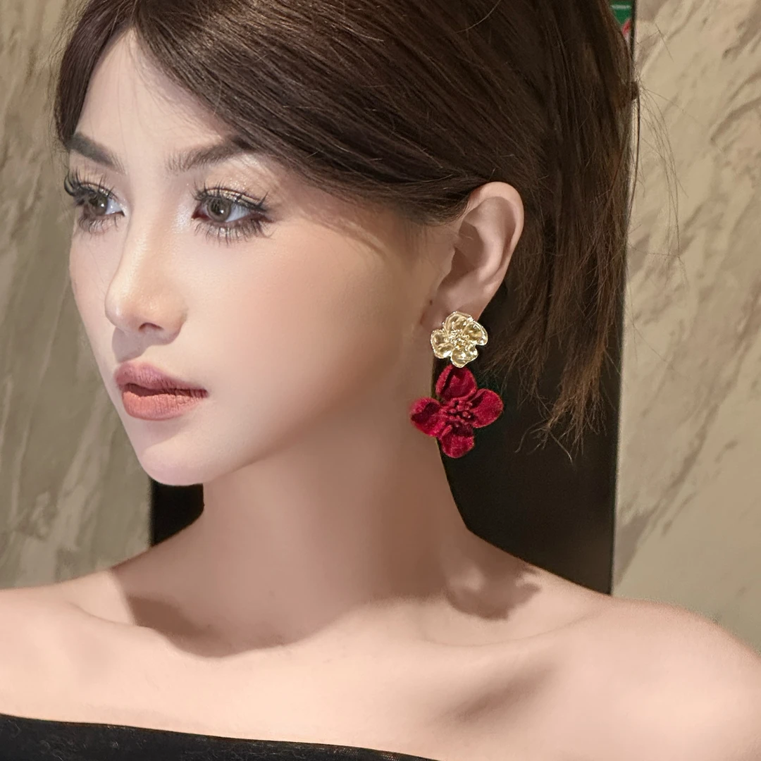 铜合金布艺耳饰 【红蔷薇】设计感红色新年耳饰显贵气质高级耳钉