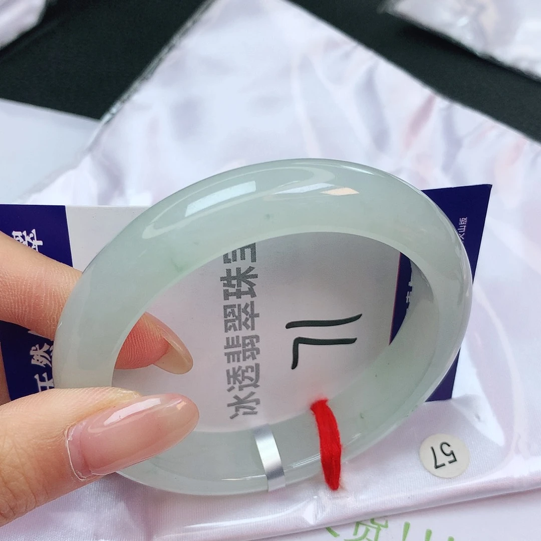 翡翠手镯未镶嵌缅甸翡翠天然a货