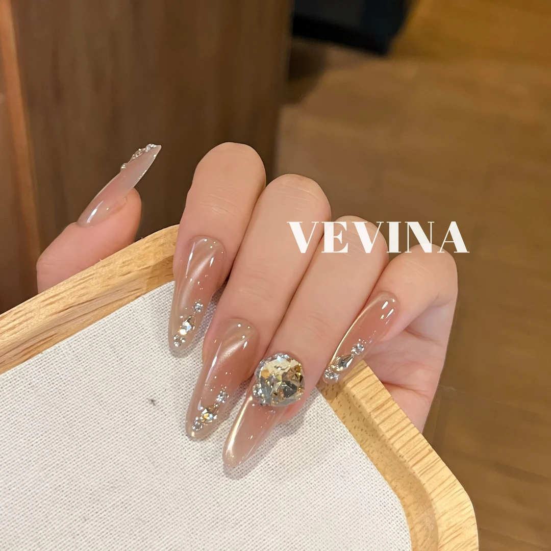 苏禾维【长岛冰茶】纯手工穿戴甲美甲显白美高级显白温柔纯欲仙气质