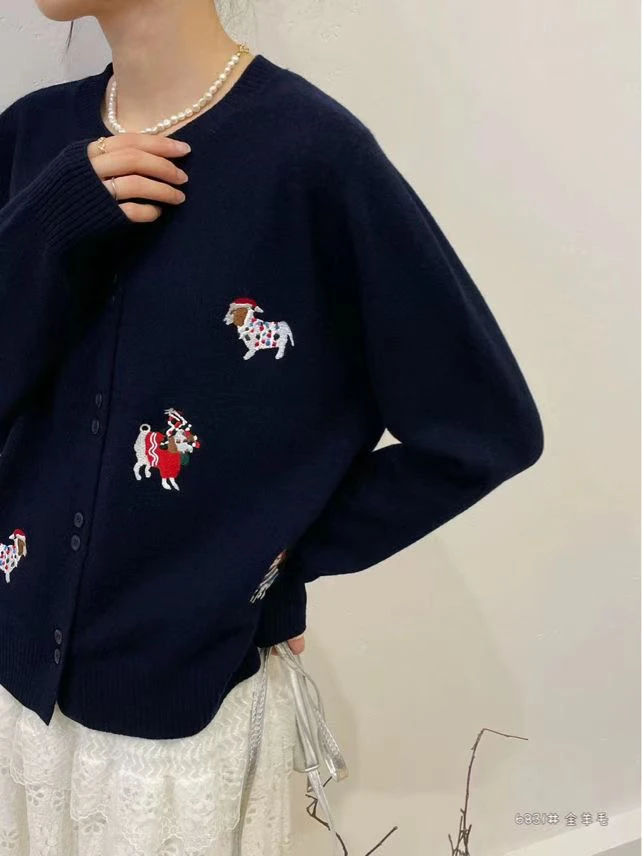 古欧新品薄款针织刺绣时尚开衫2351