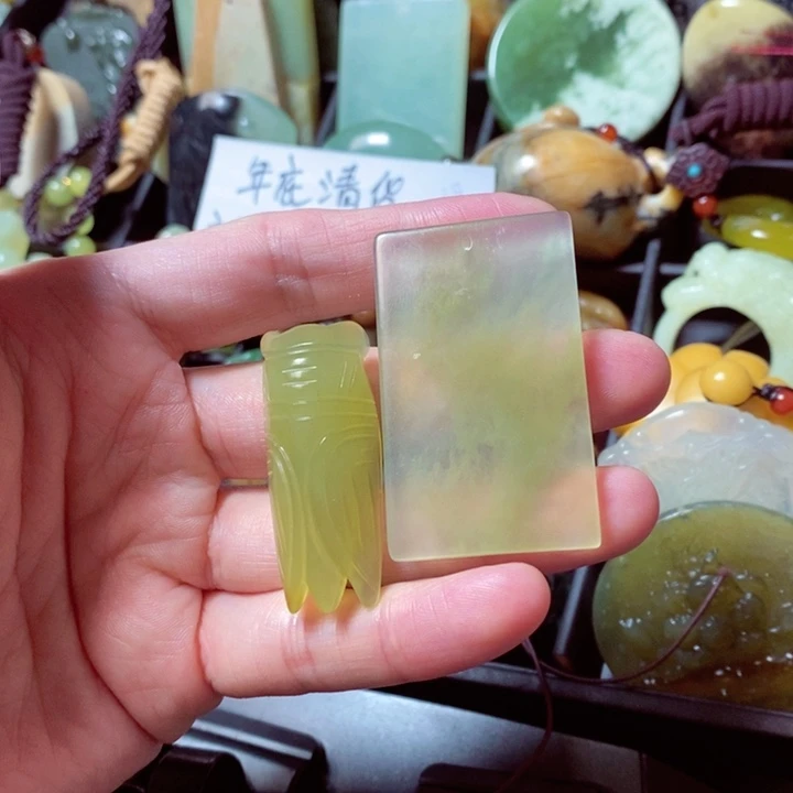 蛇纹石玉颈饰未镶嵌l**u