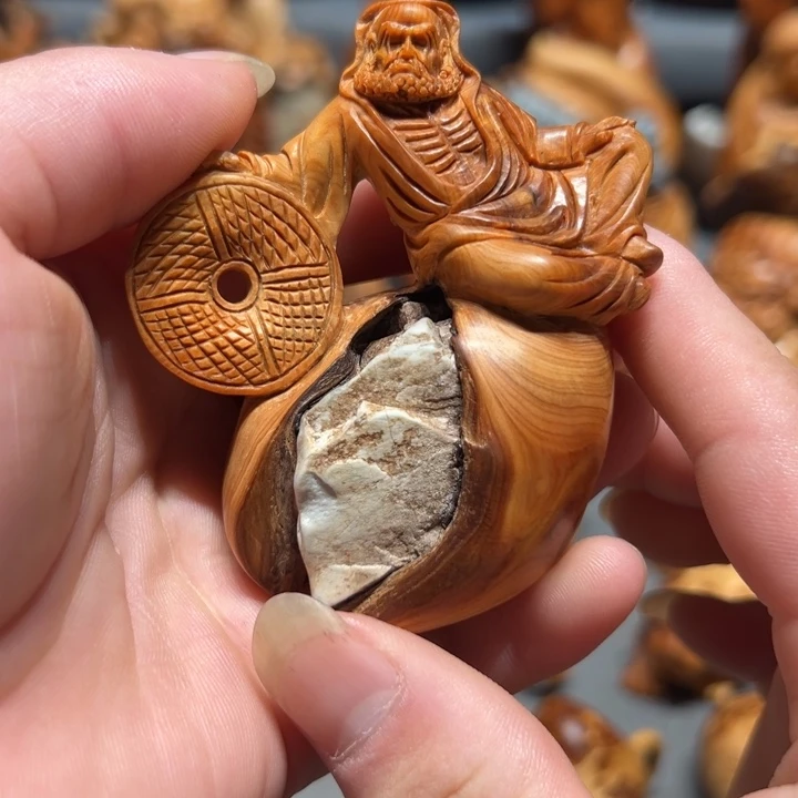 柏木（崖柏）点点关注