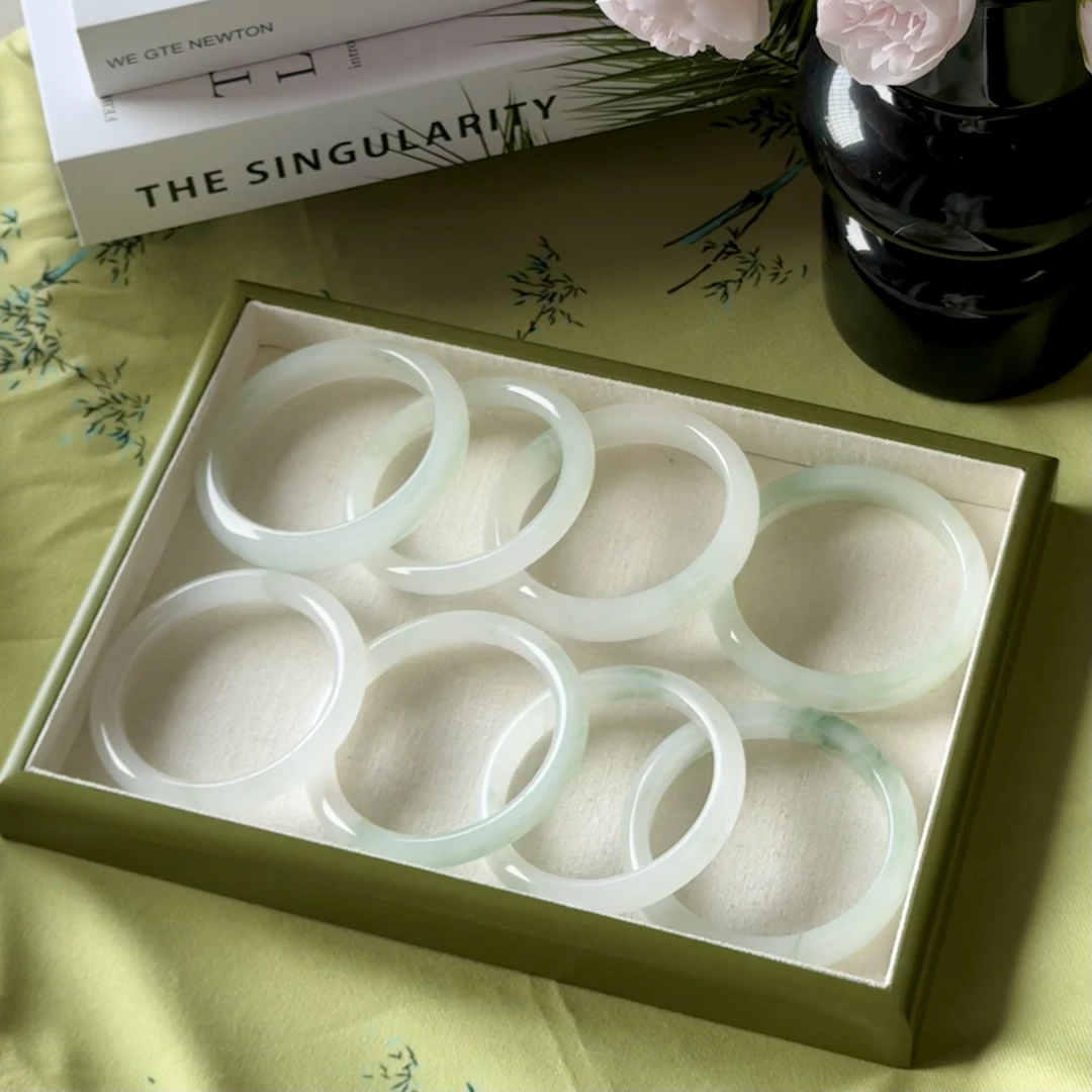 天山翠金丝玉雪翠年轻款国风玉手镯 多样性发货 拍一发一