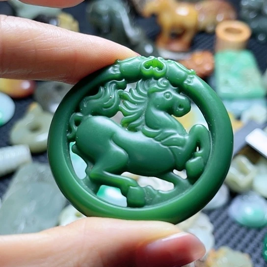 白玉菩提吊坠摆件