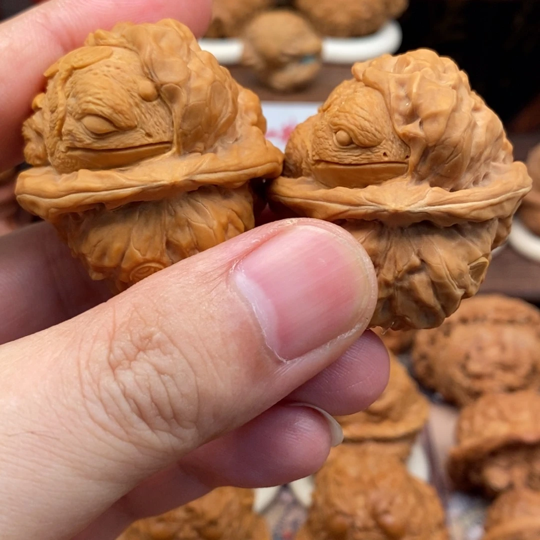 核桃把件蜕变金蝉蛤蟆头